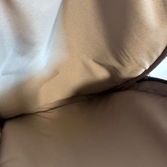 Baggallini Travel Backpack with laptop sleeve - Picture 13 of 14